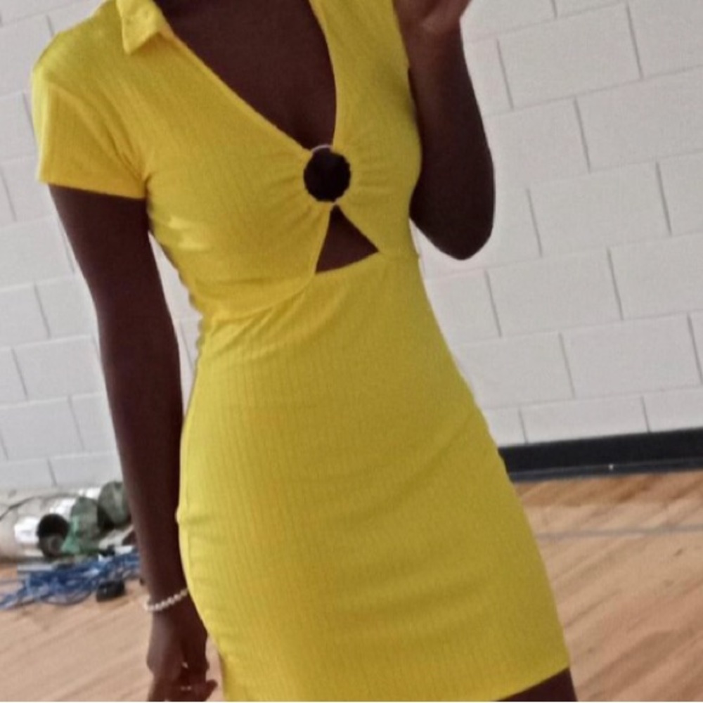 It is a pretty dress